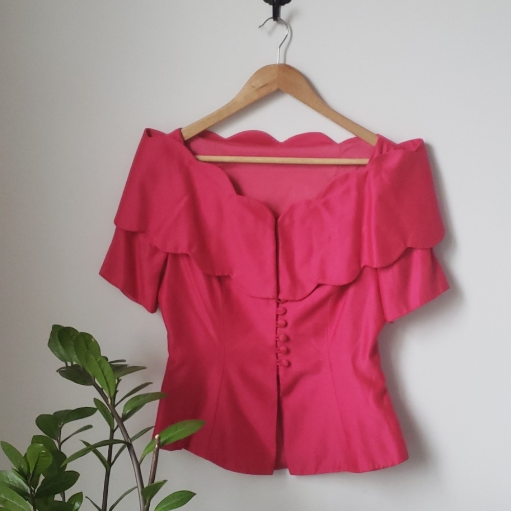 Vintage 80s Handmade Scalloped Neckline Peplum Top